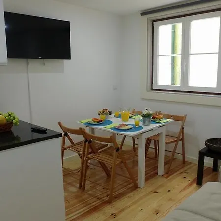 Appartement Alfama 44 *