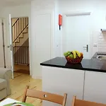 Alfama 44 شقة