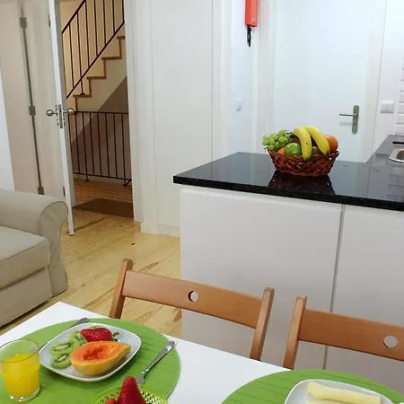 Alfama 44 Apartman *